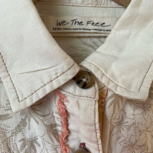 We The Free Chasing Waves Buttondown - Picture 5 of 7